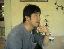 ����܁��R��