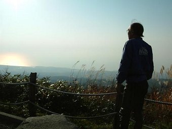 ���̉w�F���여��